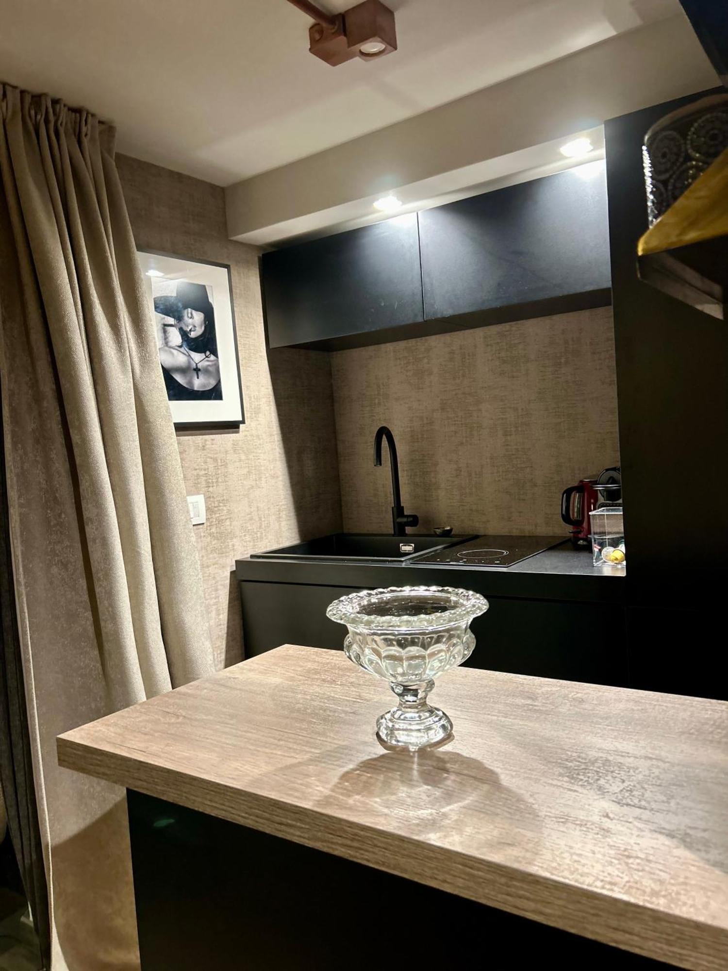 Portrait Luxury Loft Appartement Bari Buitenkant foto